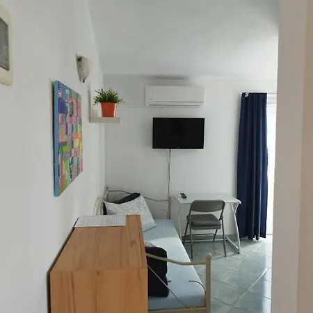In With Balcony, Air Conditioning, Wifi 5144-3 Drage